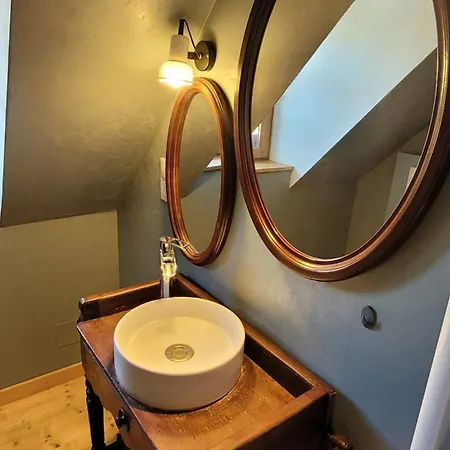 Atelier Couture Bed & Breakfast